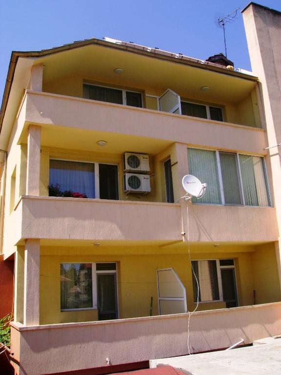 Guest House Jumbo Aheloy Zewnętrze zdjęcie